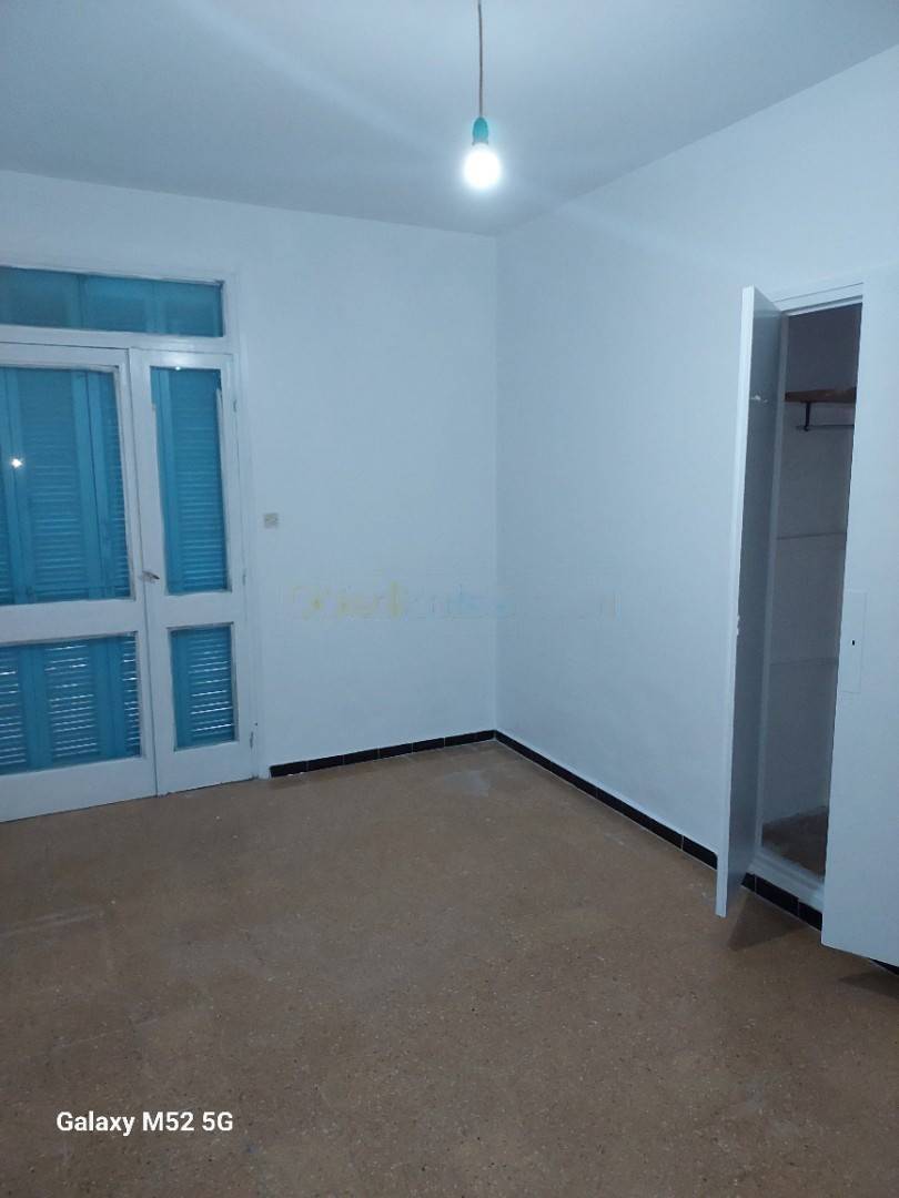 Location Appartement F3 Kouba