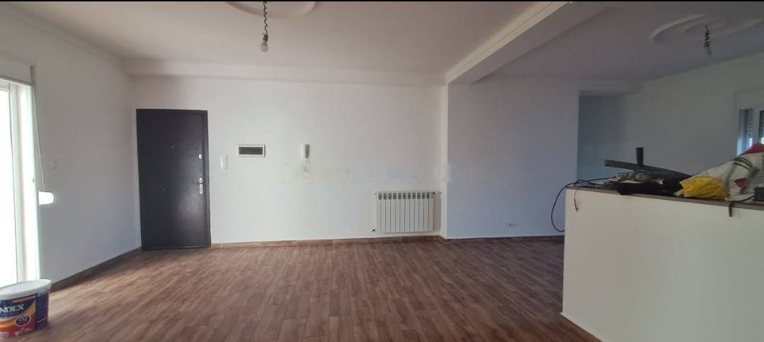 Location Appartement F5 El Achour