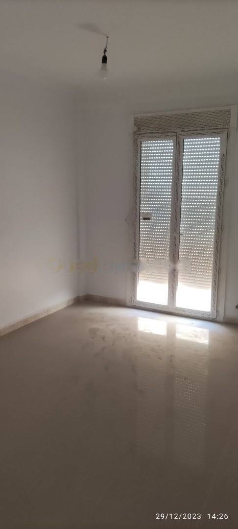 Location Appartement F4 Bordj El Bahri