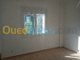 Location Appartement F4 Hydra