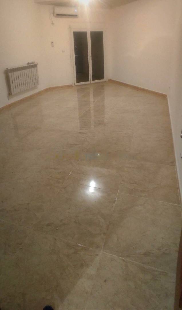 Location Appartement F4 Reghaia