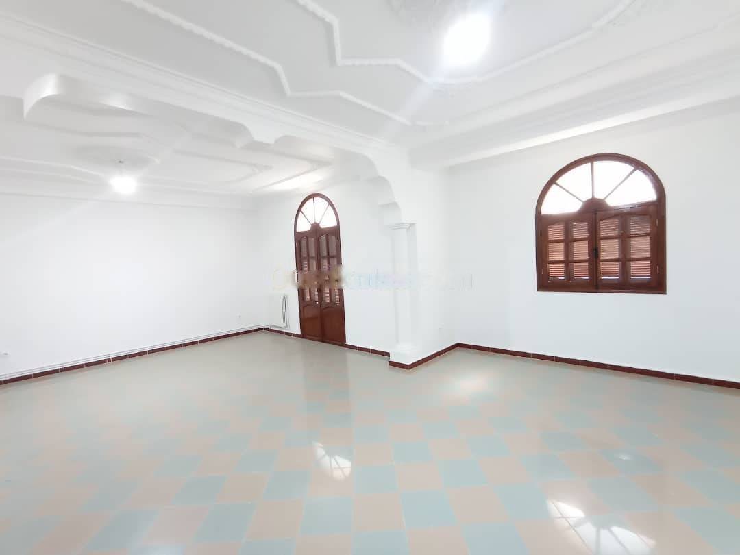 Location Appartement F5 Dar El Beida