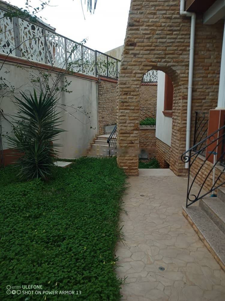 Vente Villa F8 El Biar