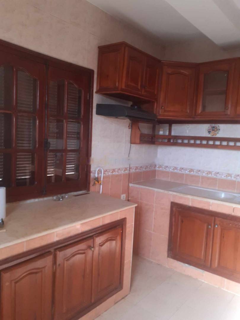 Location Niveau de villa F4 Dely Ibrahim