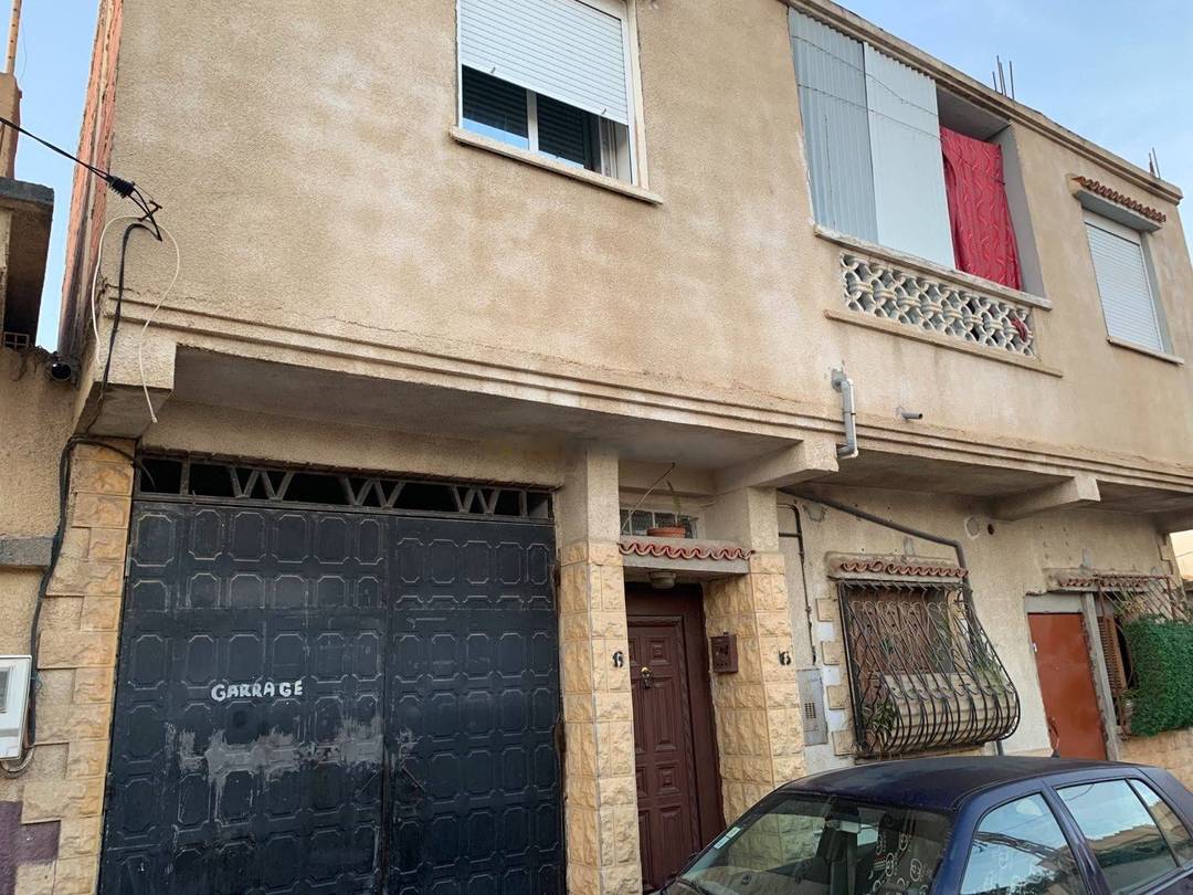 Vente local f8 el harrach 13