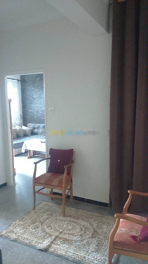 Location saisonnière Appartement F2 Ben Aknoun