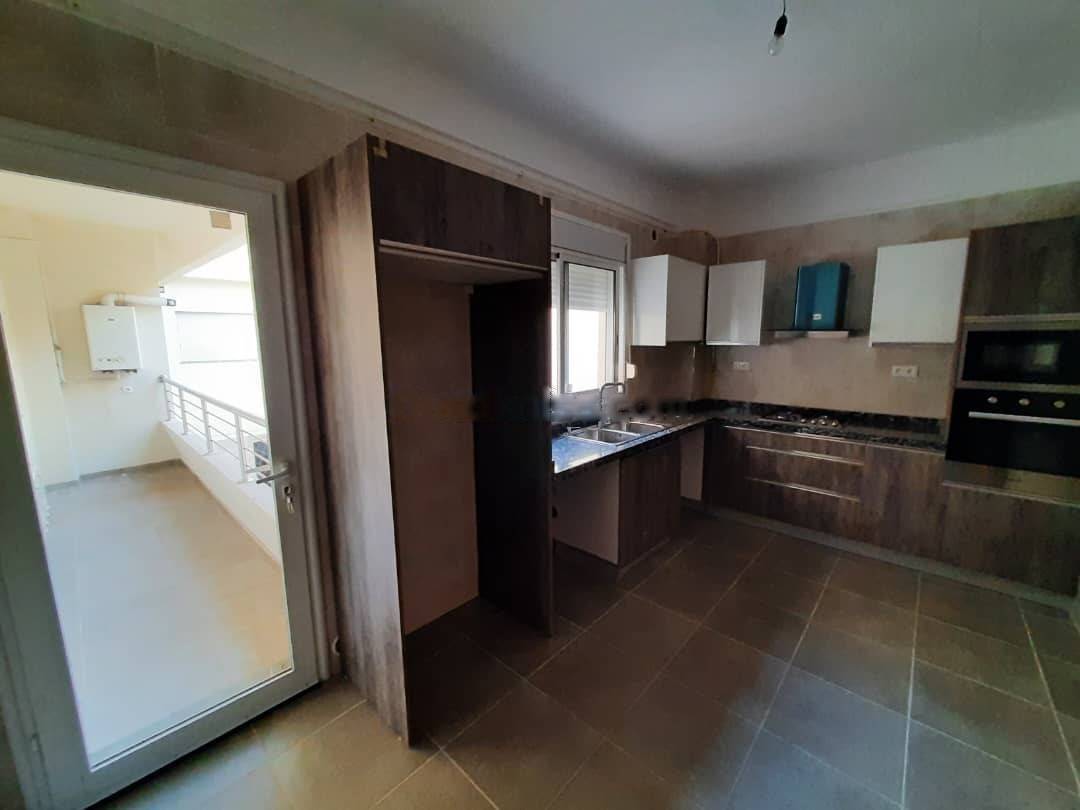 Location Appartement F4 Hydra