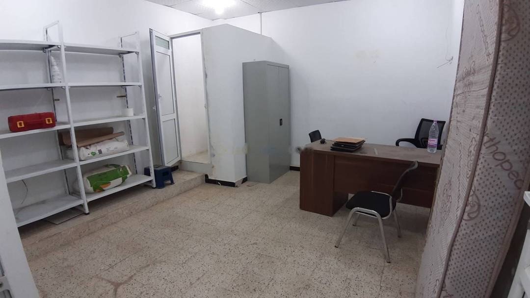 Vente Local F2 Douera