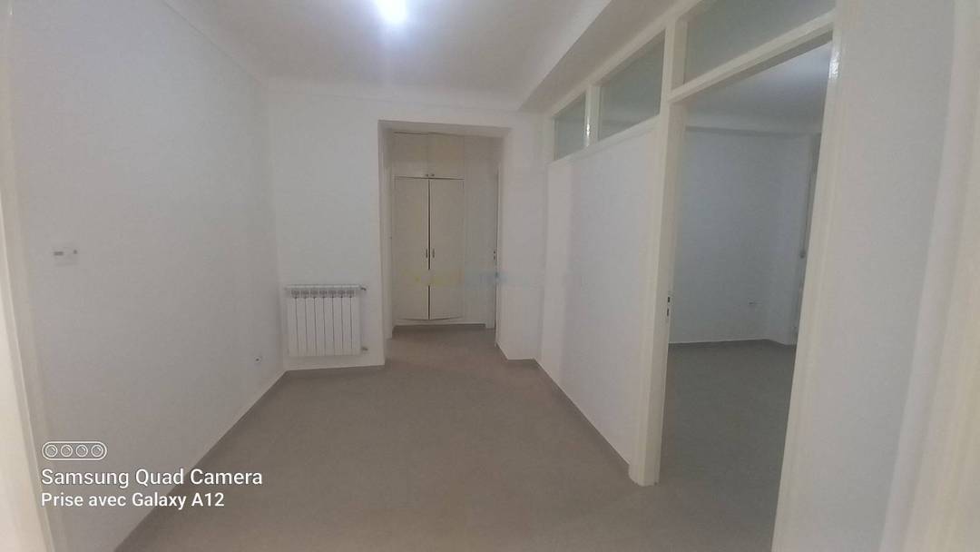 Location Appartement F5 Hydra