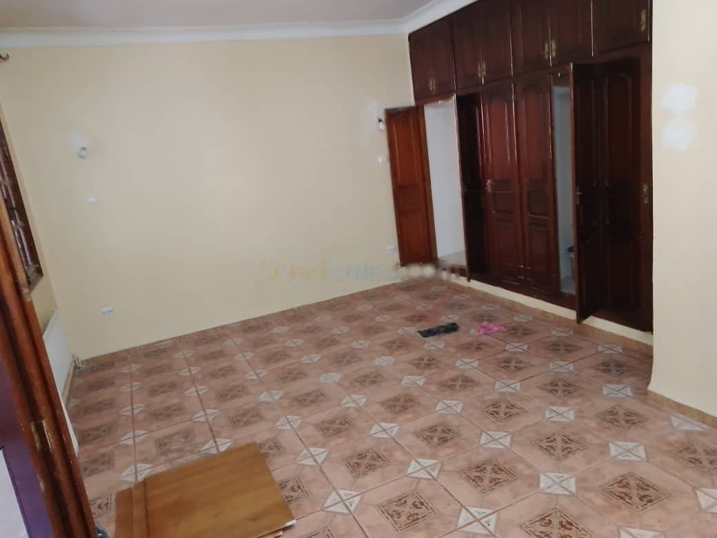 Location Appartement F5 El Achour