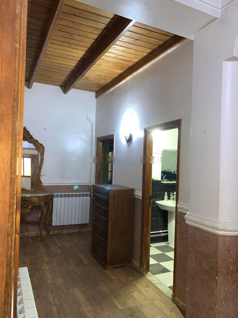 Location Niveau de villa F6 Bordj El Bahri