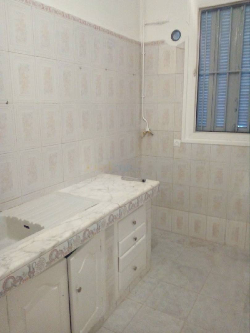 Location Appartement F3 Hussein Dey