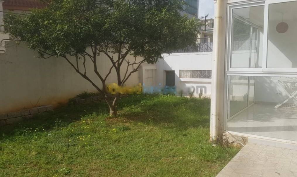 Location Niveau de villa F4 Kouba