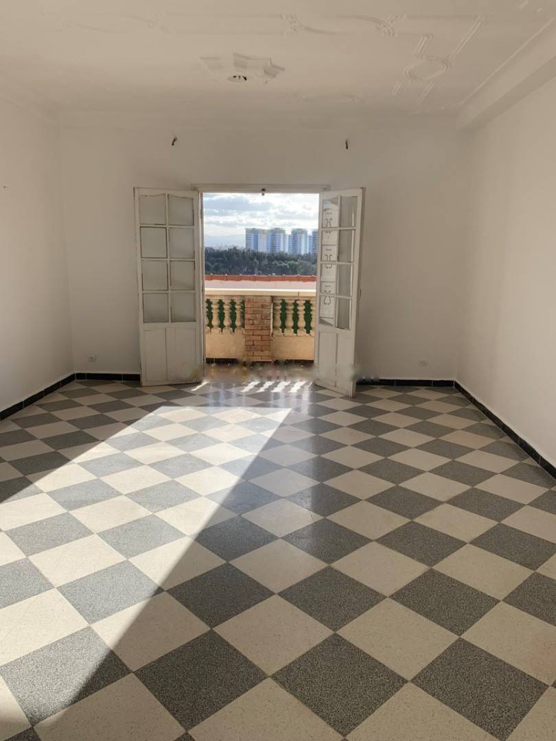 Location Niveau de villa F5 Kouba