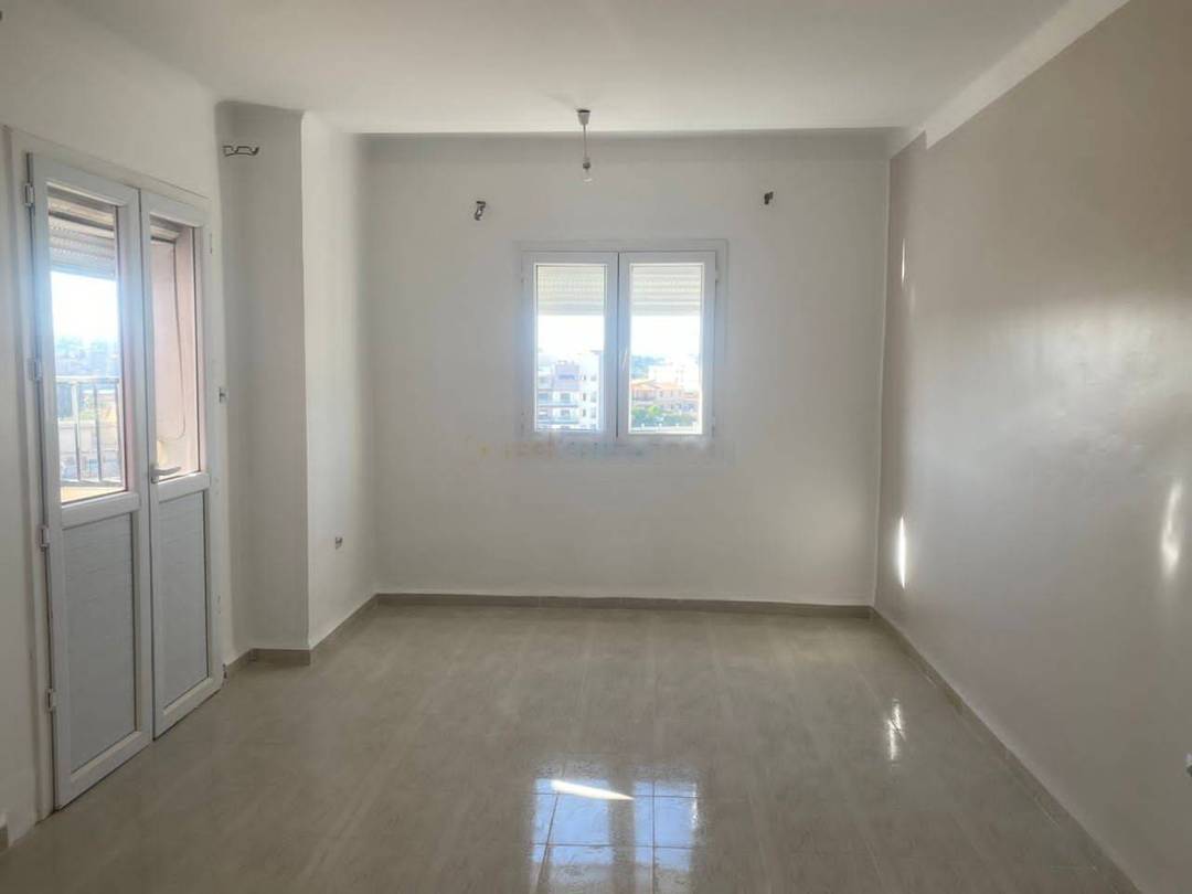 Location Appartement F3 Birkhadem