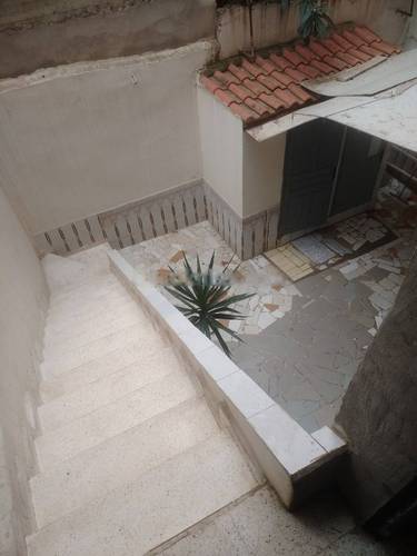 Location Niveau de villa F2 Djasr Kasentina