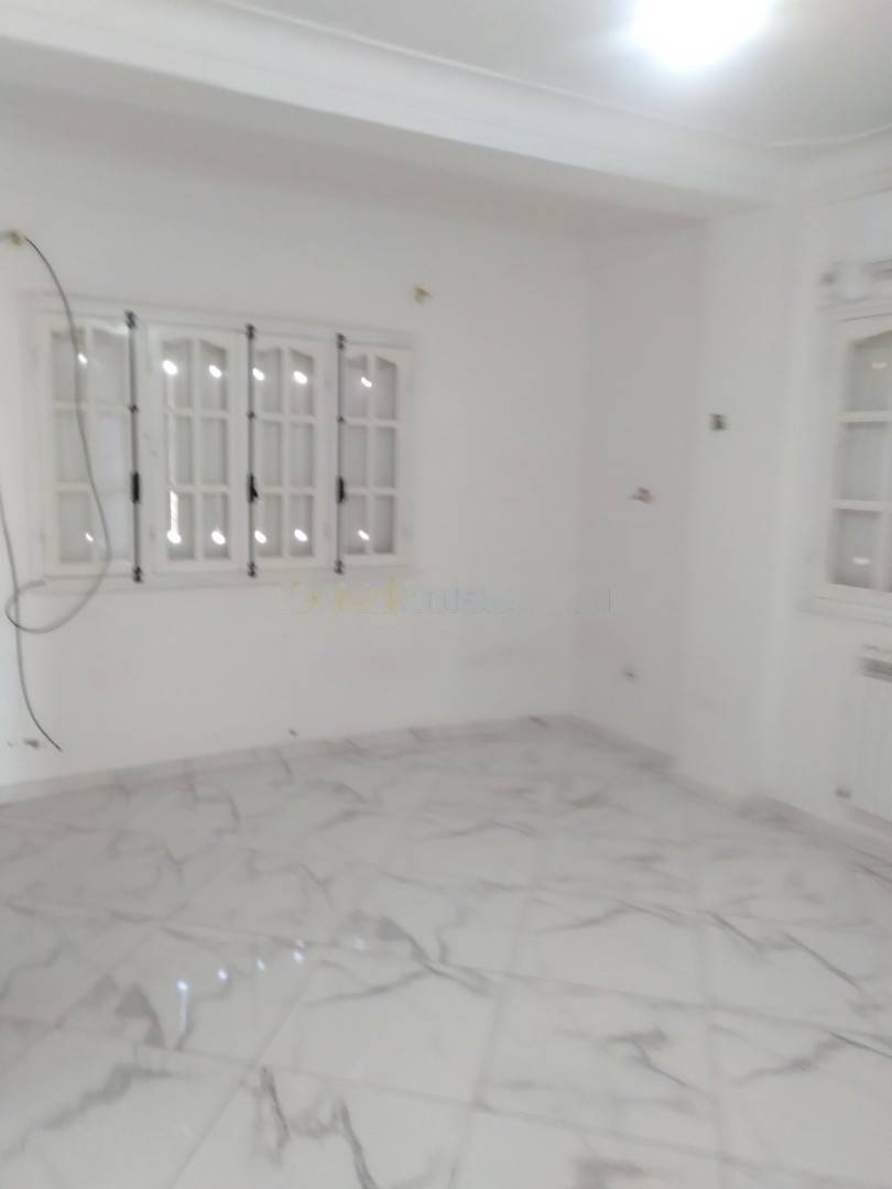 Location Appartement F4 Cheraga