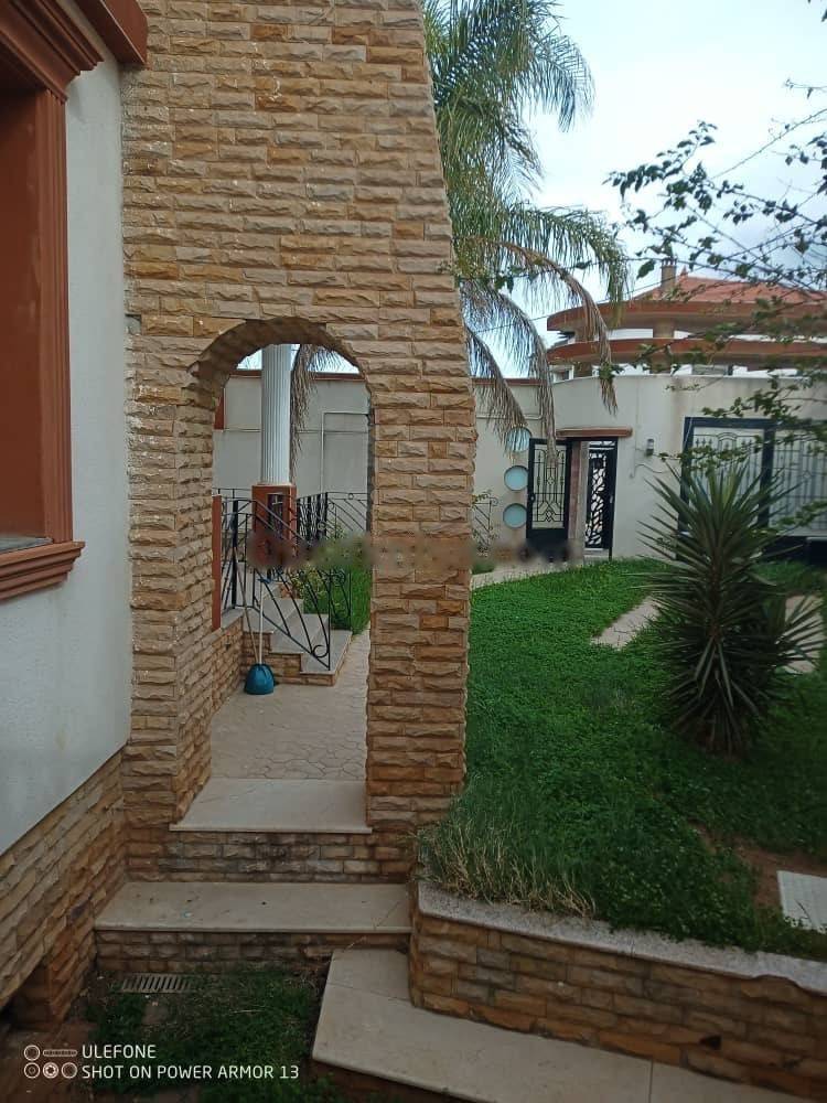 Vente Villa F8 El Biar