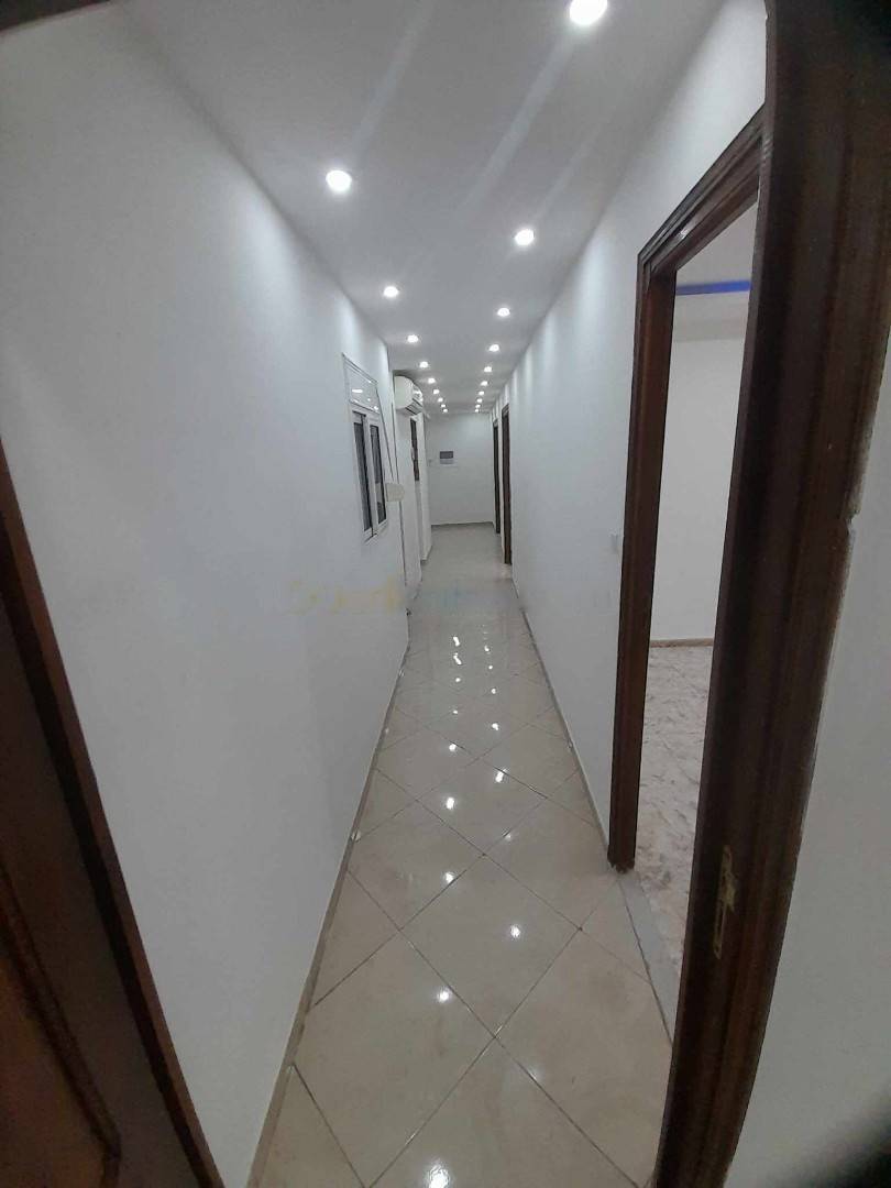 Location Appartement F4 Bir Mourad Rais