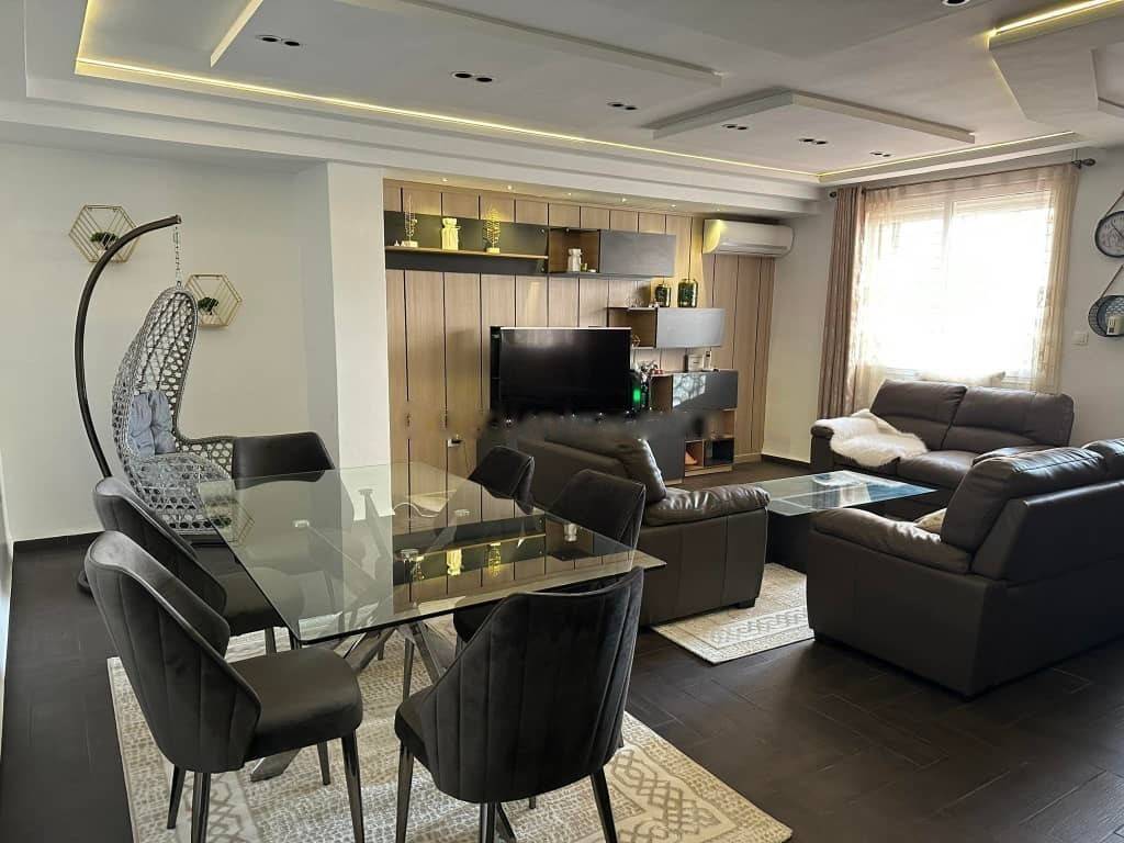 Location Appartement F4 El Achour