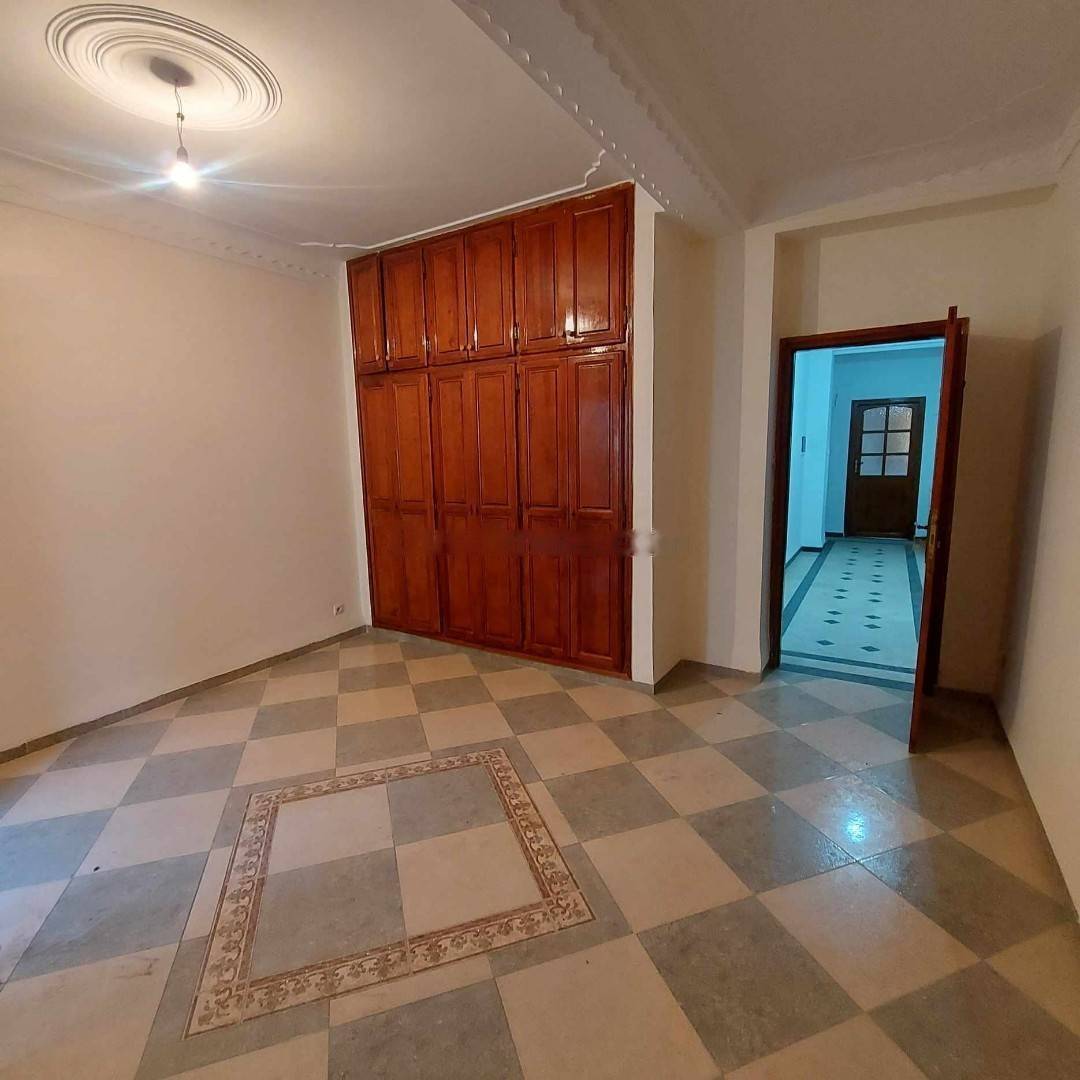 Location Niveau de villa F4 Cheraga
