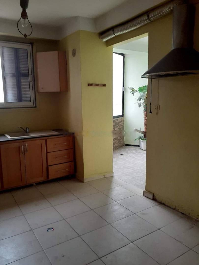 Location Appartement F3 Bab Ezzouar