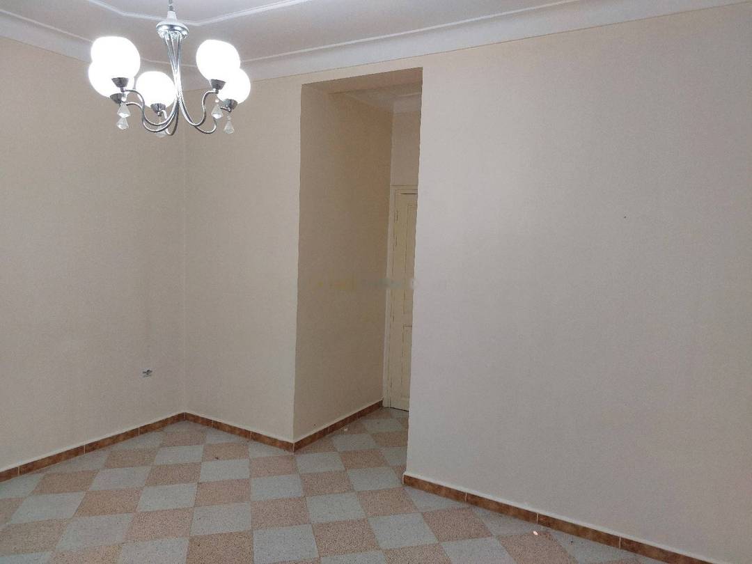 Location Niveau de villa F4 Dar El Beida