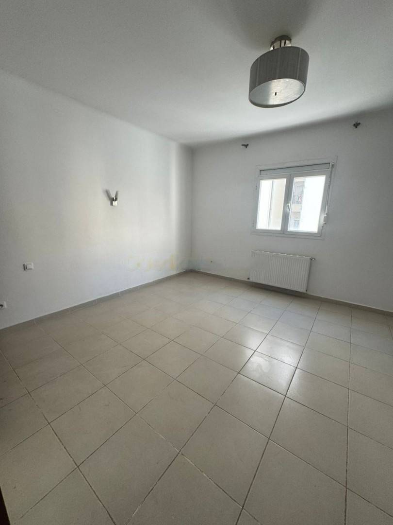 Location Appartement F4 Cheraga