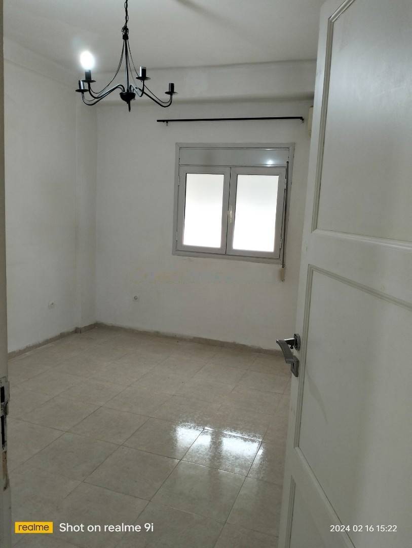 Vente Appartement F3 Saoula