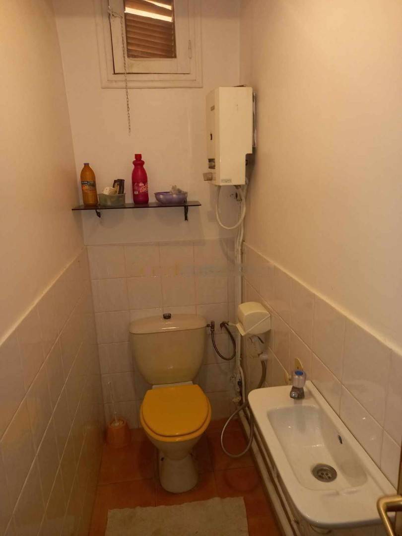 Location Niveau de villa F3 Ain Benian