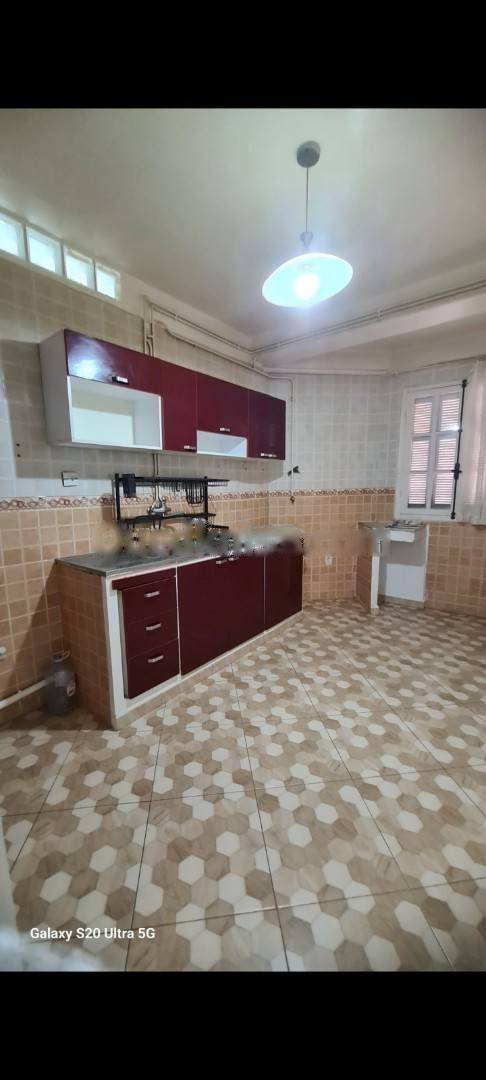 Location Appartement F3 Souidania