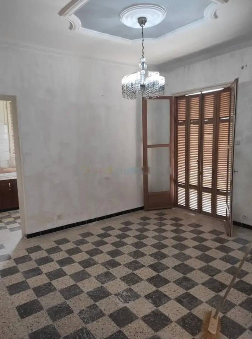 Location Niveau de villa F3 Baba Hassen