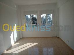 Location Appartement F4 Hydra