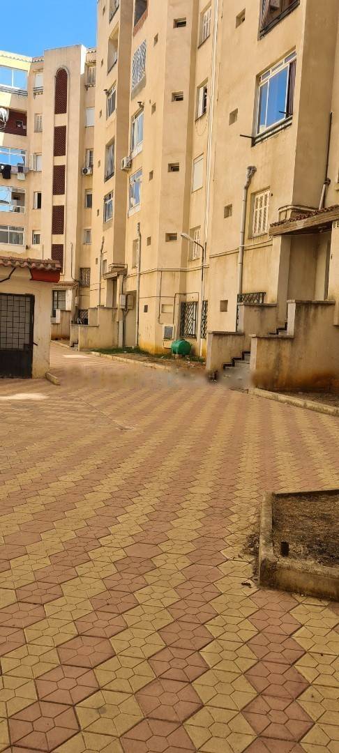 Location Appartement F3 Birkhadem