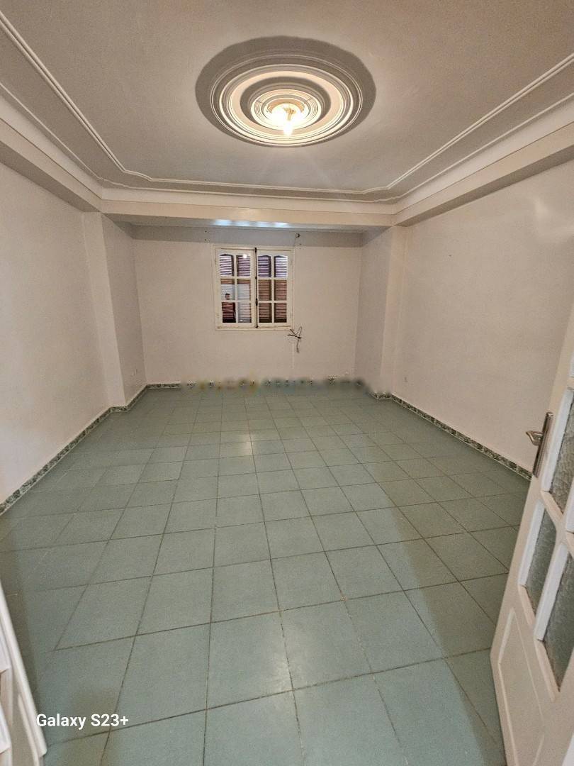 Location Appartement F4 El Achour