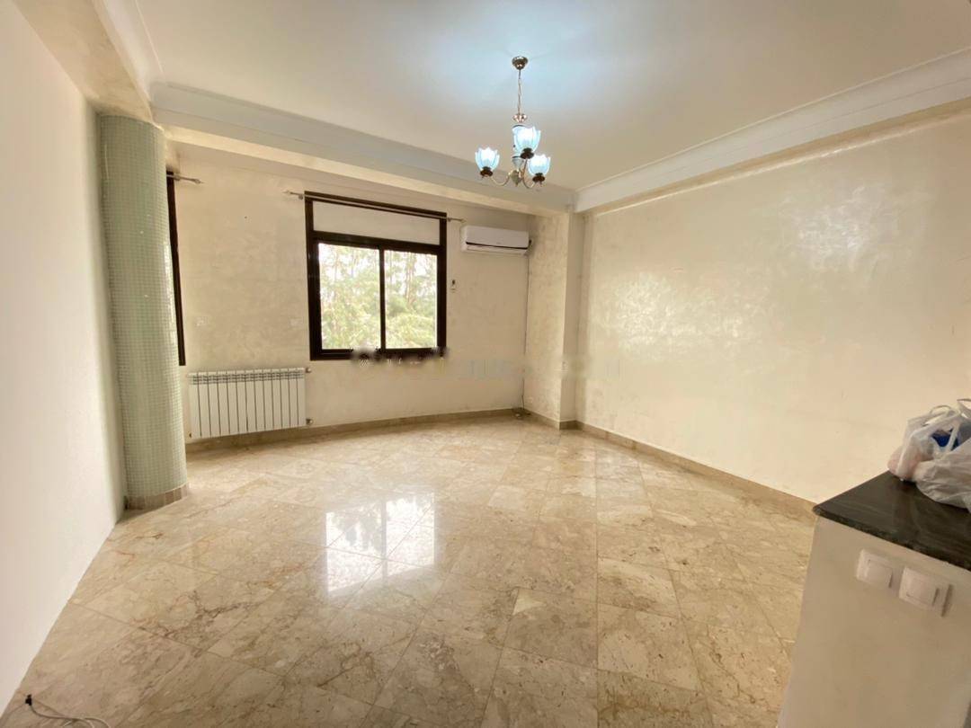 Location Appartement F4 Birkhadem