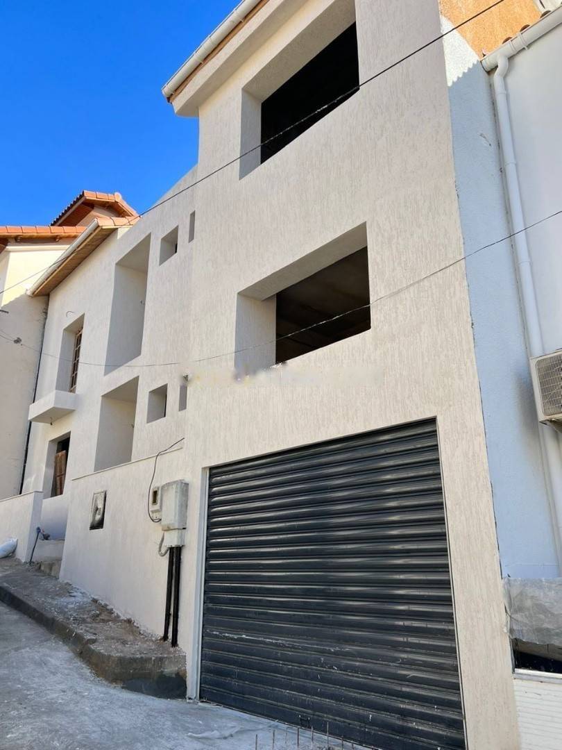 Vente Villa F8 Bir Mourad Rais