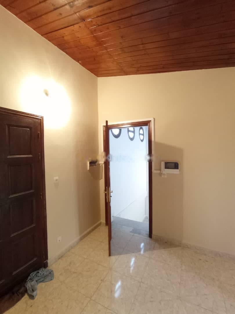 Location Villa F10 Dar El Beida