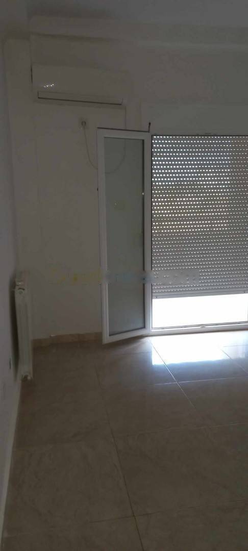 Location Appartement F4 Bordj El Bahri