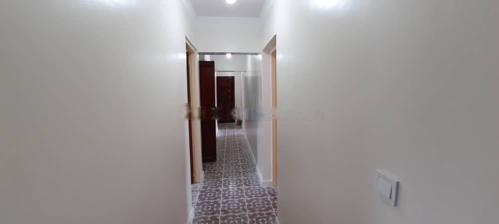 Location Appartement F5 Djasr Kasentina