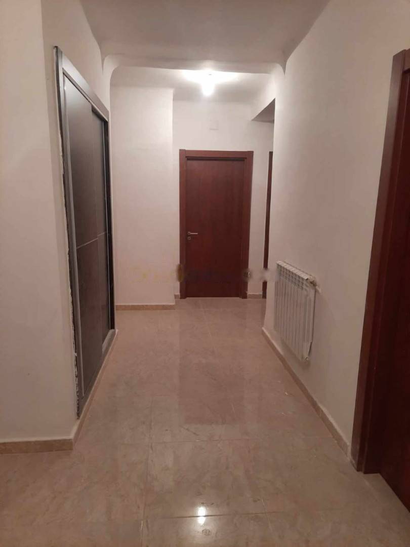 Location Appartement F4 Reghaia