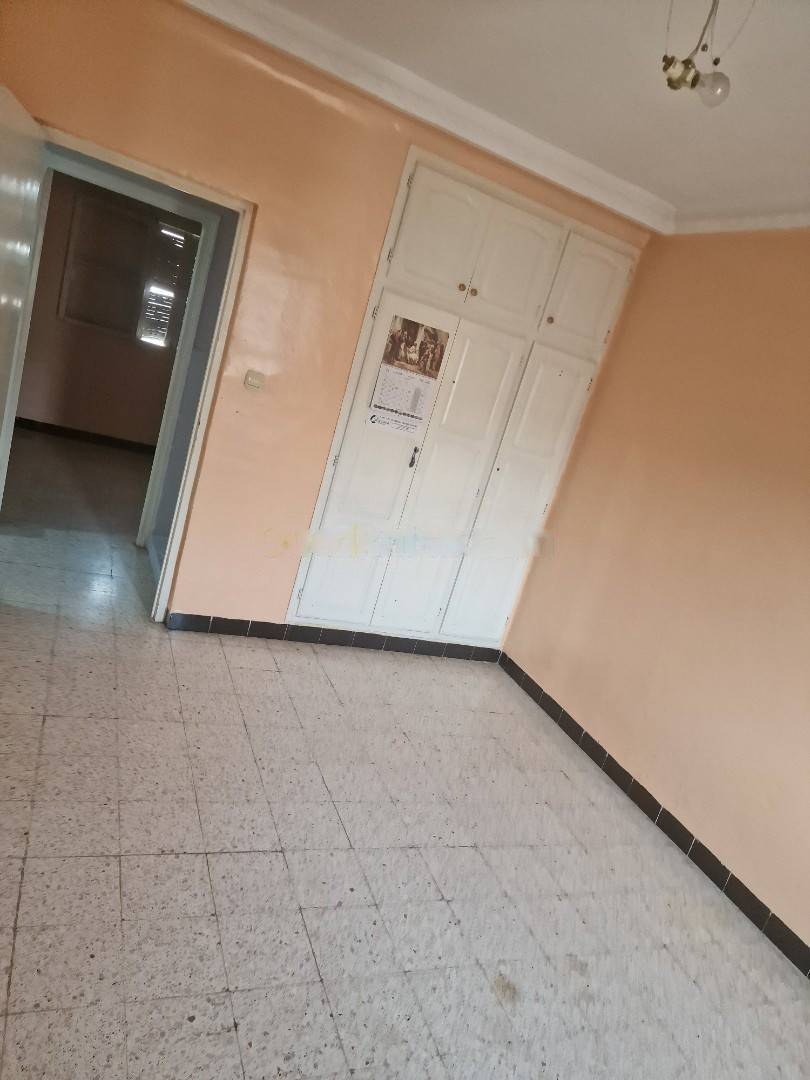 Location Appartement F3 Bir Mourad Rais