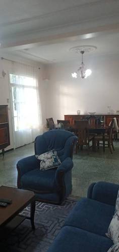 Location Niveau de villa F5 Hydra