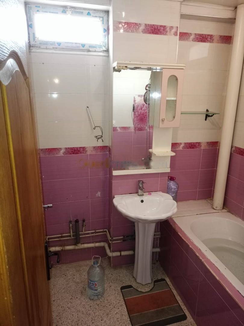 Location Appartement F3 Kouba