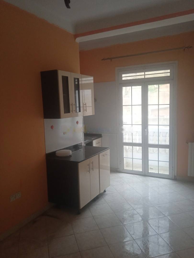 Location Appartement F2 Kouba