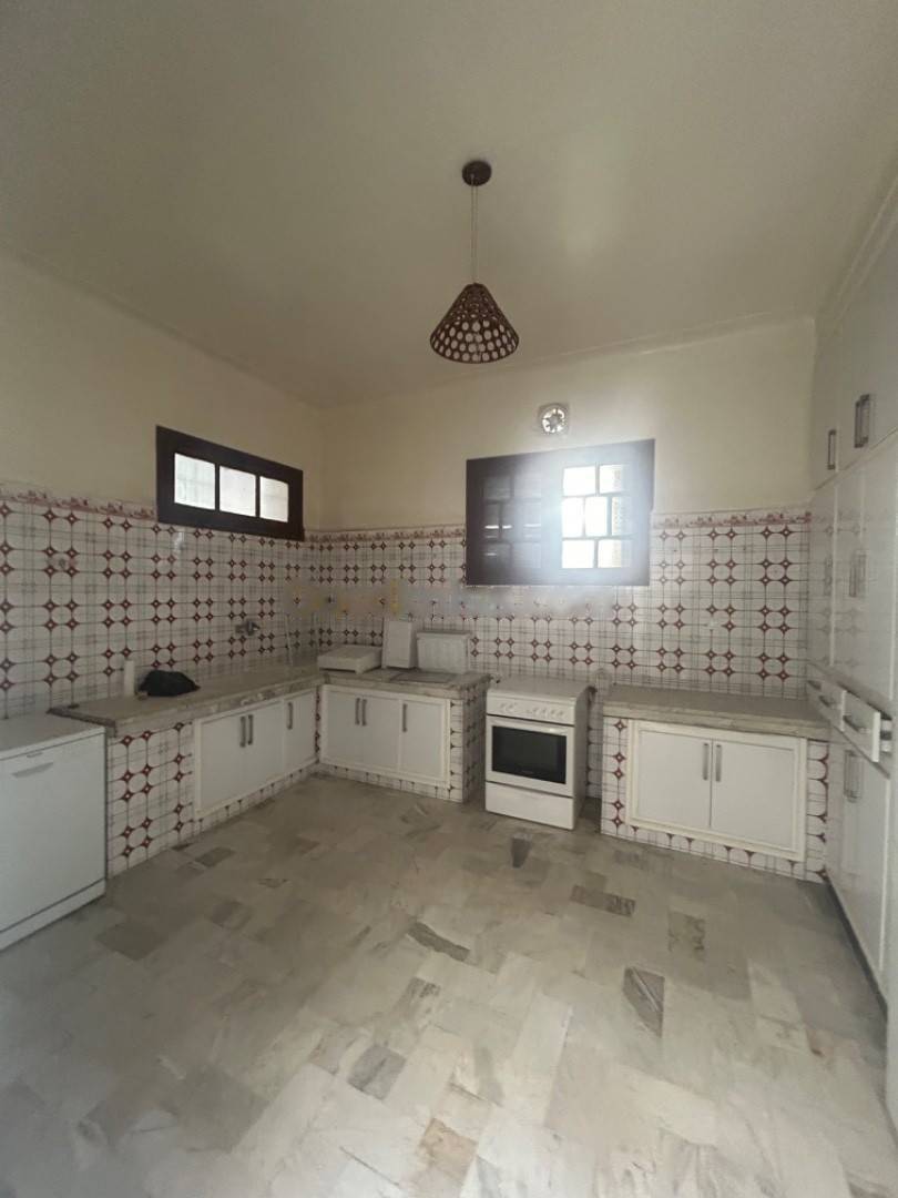 Location Niveau de villa F5 El Biar