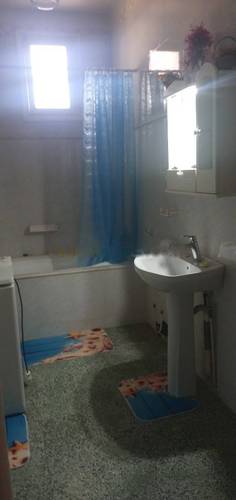 Location Niveau de villa F5 Hydra