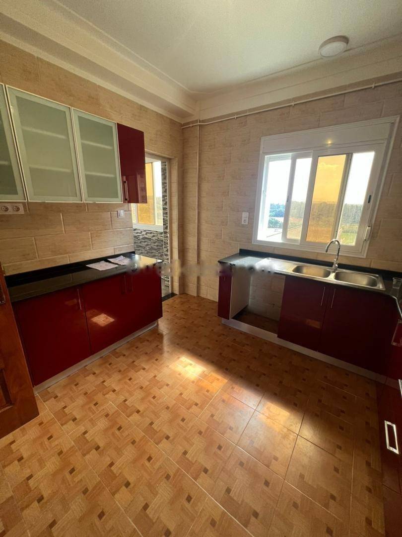 Location Appartement F4 Staoueli