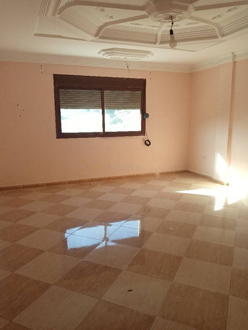 Location Niveau de villa F3 Djasr Kasentina