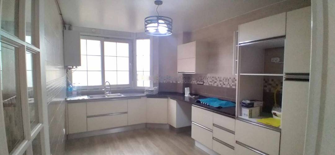 Location Appartement F4 Djasr Kasentina